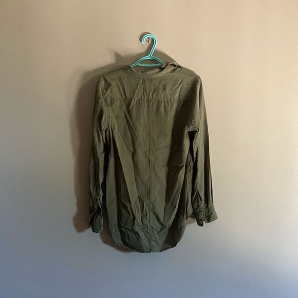 Joe fresh lightweight button down - Picture 4 of 4